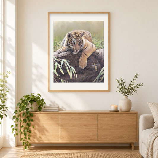 Bruder - Kunst des Eric Wilson als gerahmtes Diamond Painting im Wohnzimmer