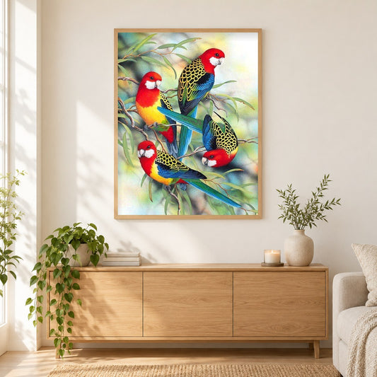 Bunte Papageien auf Bäumen als gerahmtes Diamond Painting im Wohnzimmer