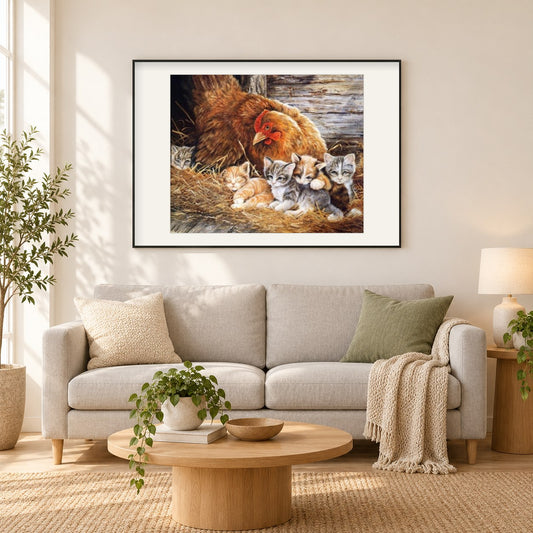 Katzen & Hühnermalerei Kit als gerahmtes Diamond Painting im Wohnzimmer