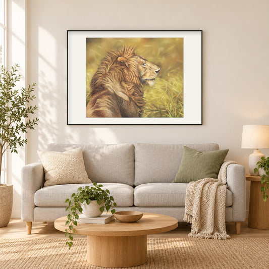 Mara Löwe -  Kunst des Eric Wilson als gerahmtes Diamond Painting im Wohnzimmer