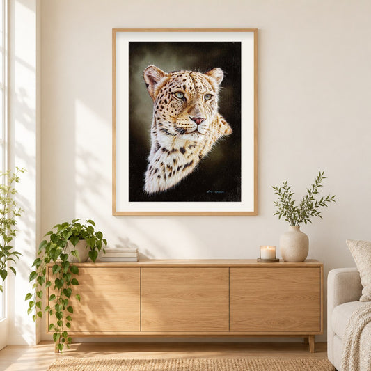 Porträt des persischen Leoparden - Kunst des Eric Wilson als gerahmtes Diamond Painting im Wohnzimmer