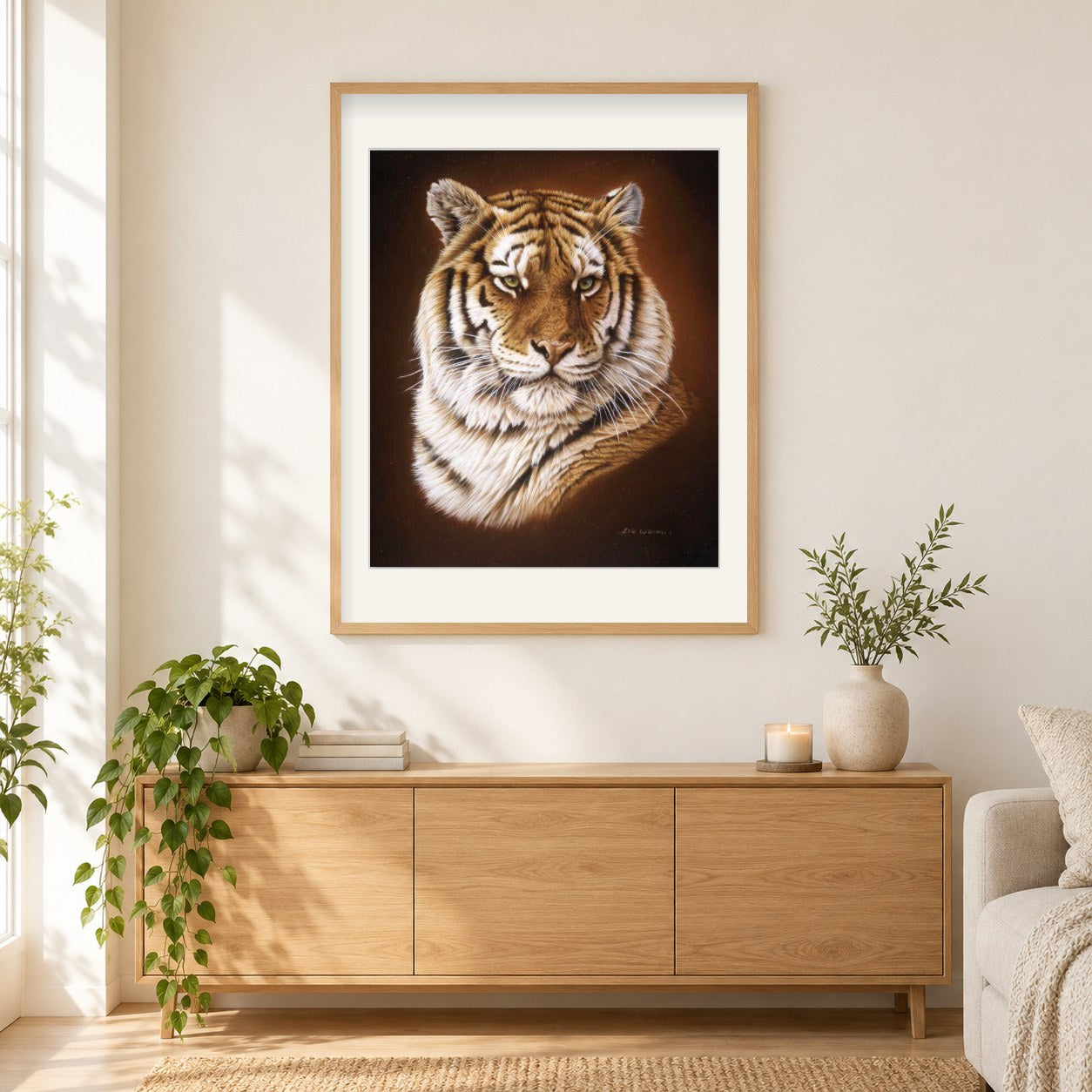 Porträt eines königlichen bengalischen tiger -  Kunst des Eric Wilson als gerahmtes Diamond Painting im Wohnzimmer