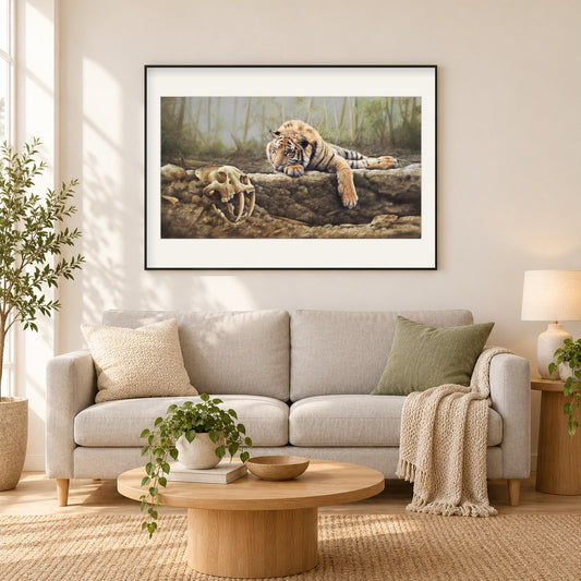 Wo Tiger beten -  Kunst des Eric Wilson als gerahmtes Diamond Painting im Wohnzimmer