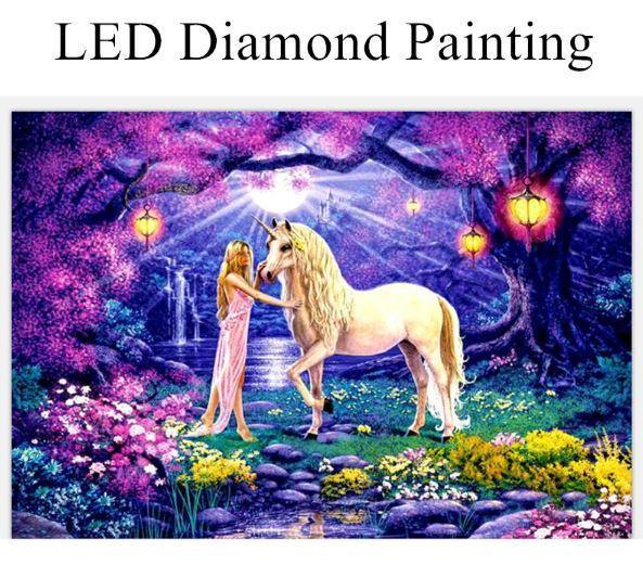 Prinzessin und Einhorn-LED-Kunst-Kit - Diamond Painting