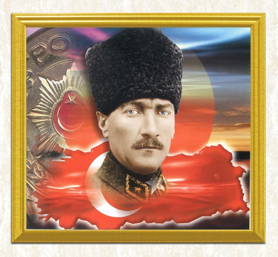 Mustafa Kemal Ataturk Diamond Painting - Diamond Painting